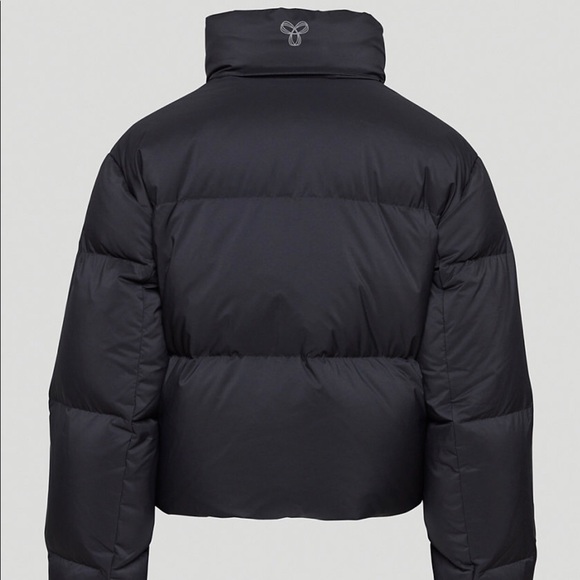 TNA Mega Puff Crop - Picture 2 of 9